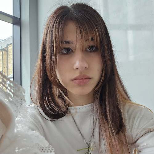Mari V. profile photo