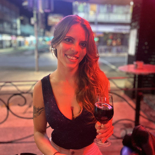 Ana b.