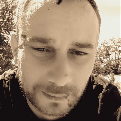 alex g. profile photo