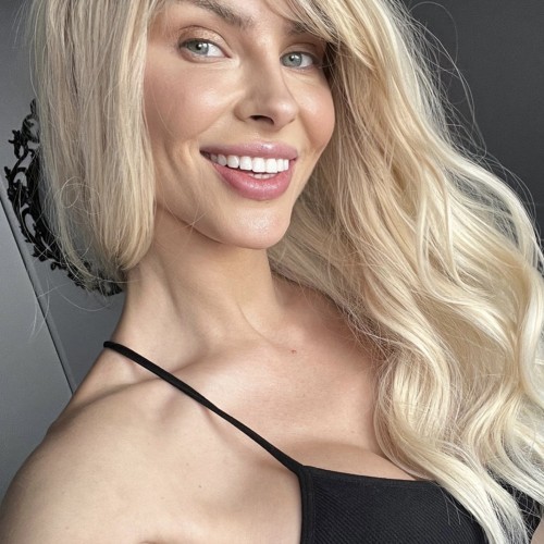 Stacy  Q.