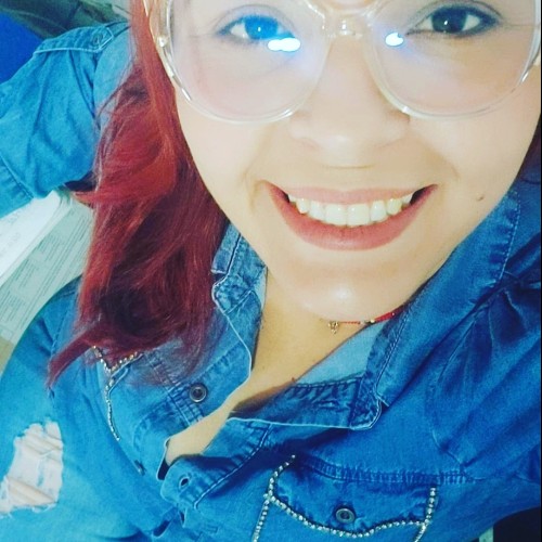 Luna B.