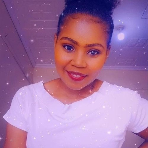 winnie  w. profile photo