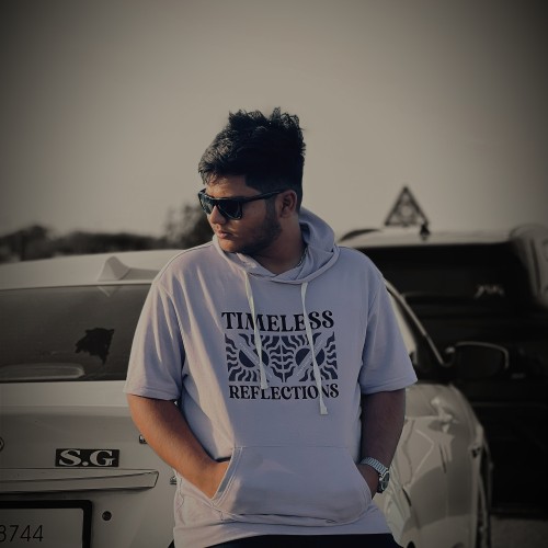 Rushu ?. profile photo