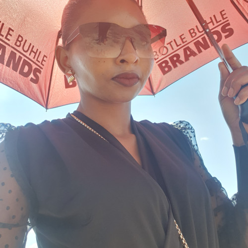 visile m. profile photo