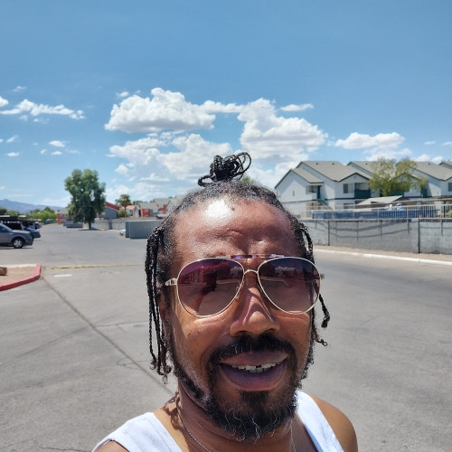 DealN G. profile photo
