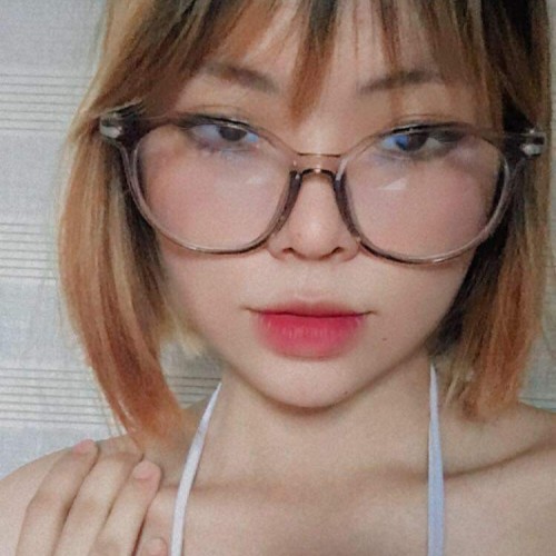 Kat S.
