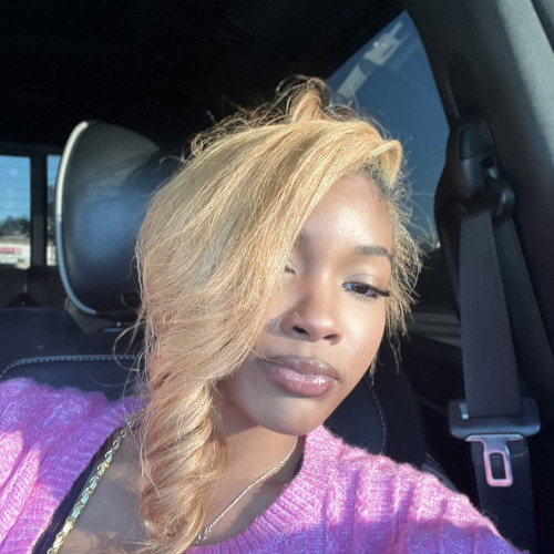 Janiya W. profile photo