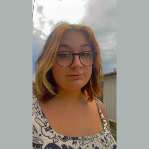 Csenge V. profile photo