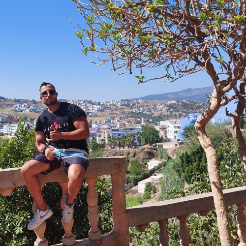Azedine L. profile photo