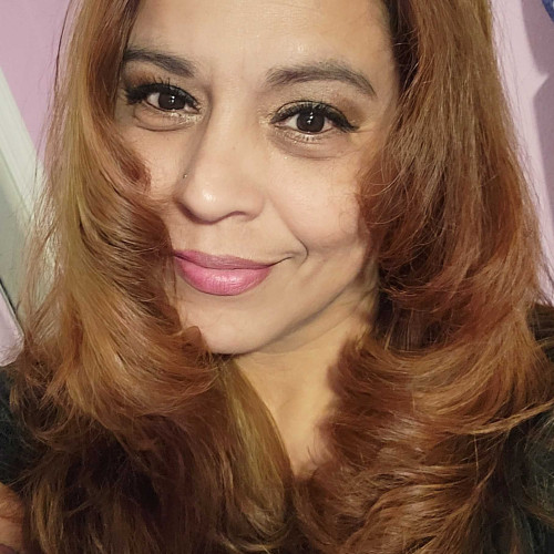 Nena L. profile photo