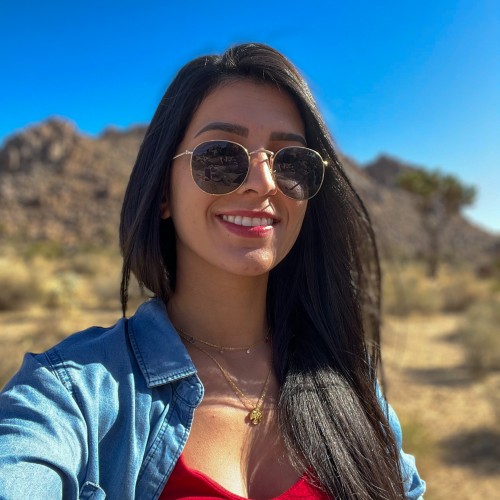 Bruna  G.