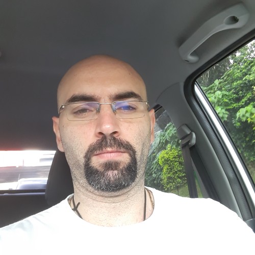 Yashar B.