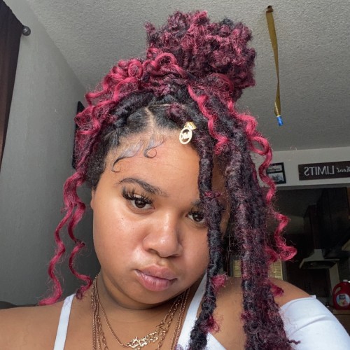 Toni B.