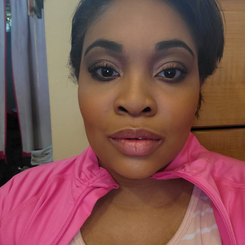 Ylani E. profile photo