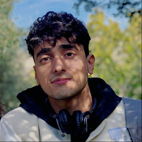 Zakariya  D.