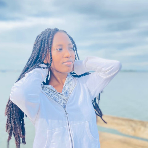 Karungi L. profile photo