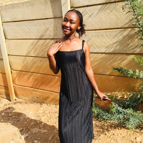 Naemi k. profile photo