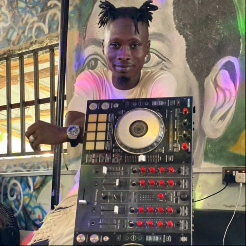 Official S. profile photo