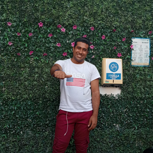 Anzonis Javier  R. profile photo