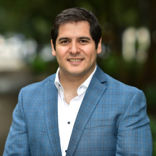 Luis O.