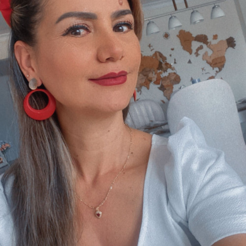 Sandra R.