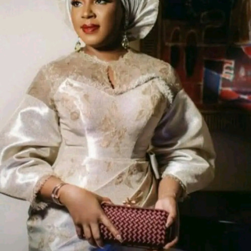 Queen L.