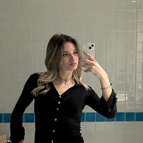 Laura B. profile photo