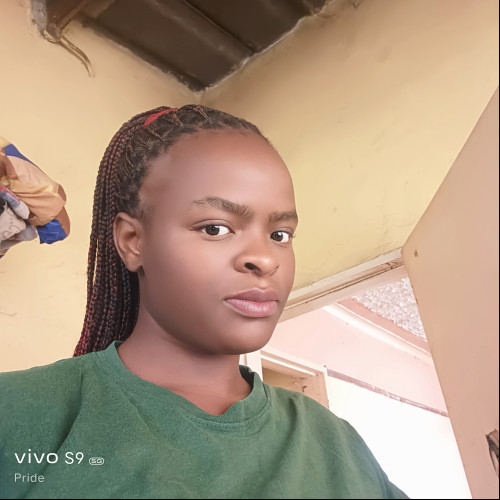 Mai  t. profile photo