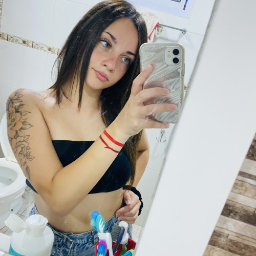 Elara S. profile photo
