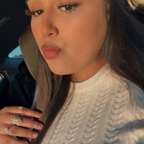 Meli M. profile photo