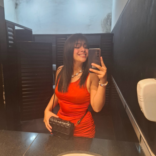 Candela D. profile photo