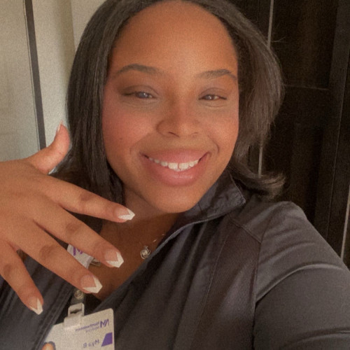 Lori L. profile photo