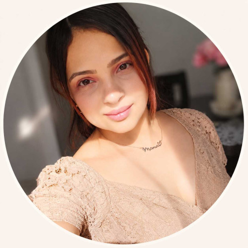 Flor B. profile photo