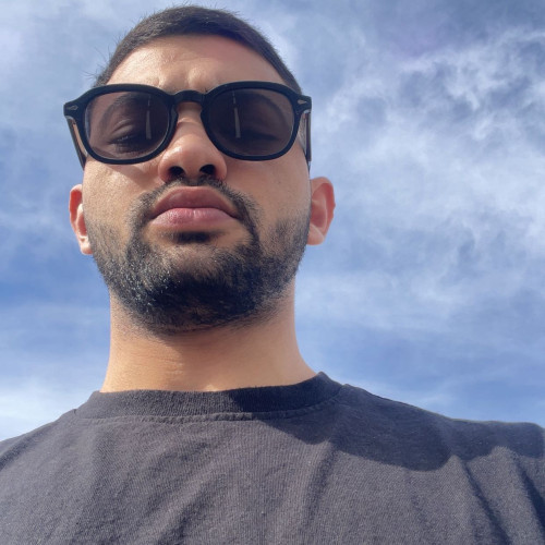 Yahia S.