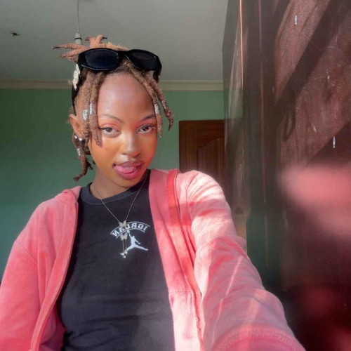 Yvonne W. profile photo