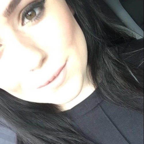 Chloe H.