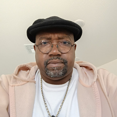 Lynn B. profile photo