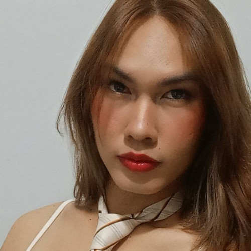 Yurs L. profile photo