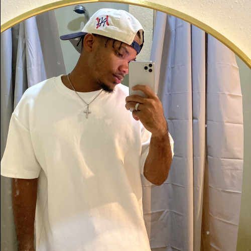 Yomar L. profile photo
