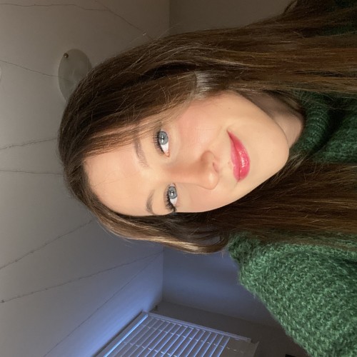 Julia M. profile photo