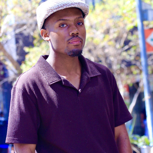 JUNIOR  L.