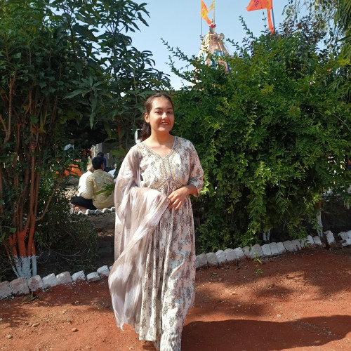 khushbu s.
