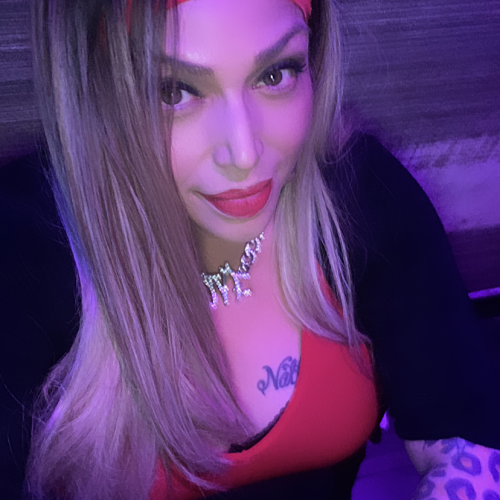 Cindy V.
