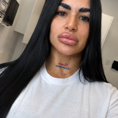 Mia R. profile photo