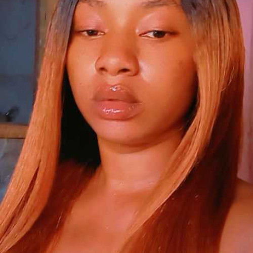 queen b. profile photo