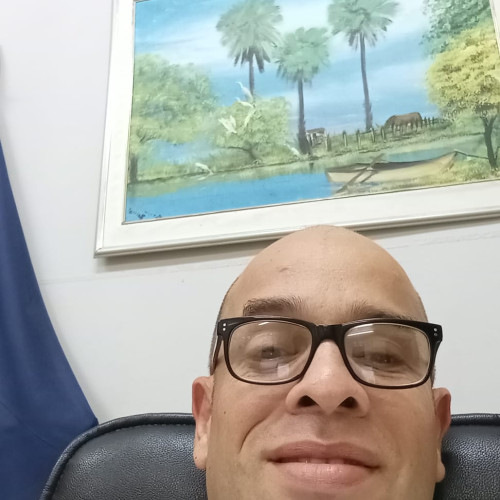 Elias G.