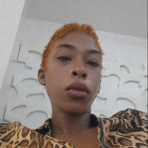 Tia W. profile photo