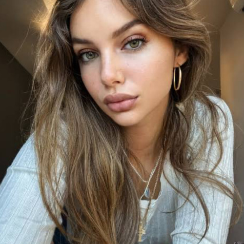 Cristina L. profile photo