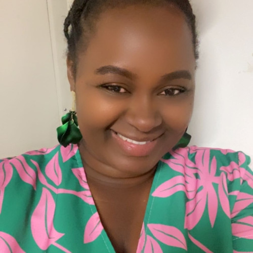 Favor  B. profile photo