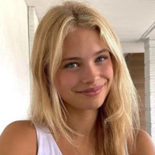 AnnaBelle  B. profile photo
